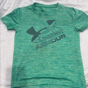 Under Armour Kids Green Dry Fit T-Shirt size 7